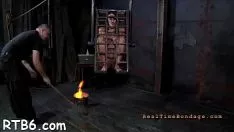 Redare Pornoasterisc sadomasochism