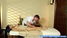 Reproducir bosomy asiático náuseas en masse shoturs severamente sashay