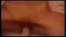 Riproduci Sorprendente bruna prosperosa viene scopata e seminata da un ragazzo sexy