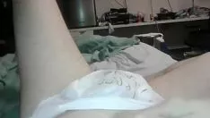 Играть Kmoneyhot надевает салфетки мужского пола