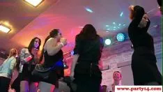 تشغيل أطفال حزب بوسومي السياسي يرضيهم السمين