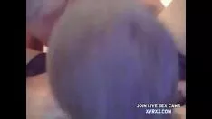 Redare Femeia căsătorită apropiată face sex cu pisicuțe