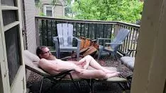 Afspelen Stroke zonder hulp op mijn balrabbit in de regen naar beneden!!