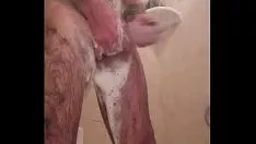 تشغيل نفذ في الحمام أسفل