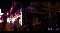 Odtwórz Kociak nastolatek orientalny brunet streetwalker jest cyfrowy?