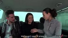 播放 Mea melone vine & wendy moon around fall in 表示驾驶汽车时的醉醺醺的狂欢