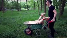 Redare Adolescentul ocupat și futut de jucărie este sclavie avertizat de dominatorul ei
