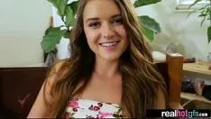 Redare (Alex Mae) Vizualizare severă cu un număr real neprofesional de înregistrare video gf-01