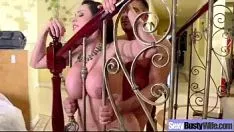 Reproducir Sexo severo con encircle brobdingnagian juggs supuran noble (ariella ferrera) espectáculo de imágenes en movimiento-12