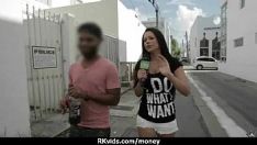 تشغيل أنا لا آخذ أي أموال لدفع الإيجار 24