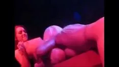 Reproducir Katya Sambuca aguanta el acomodador