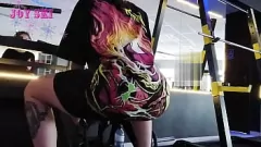 Putar Latihan Gym Intens Bintang Porno Joy Ski Bertato