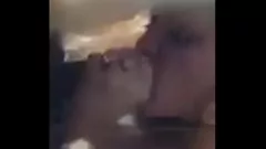 Oynat Hile Milf, kocanın uzaktayken X dereceli eğlenerek yakalanır
