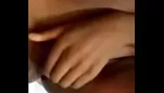 播放 我在 sexatplace.us 上把这个受过小猫训练的婴儿接地