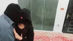 Putar Orifice missy hijab muslim Pakistan kacau oleh jagoannya dengan suara hindi yang jernih