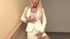 Jouer Surintendant chaud vieux peintre blond aspiration sashay